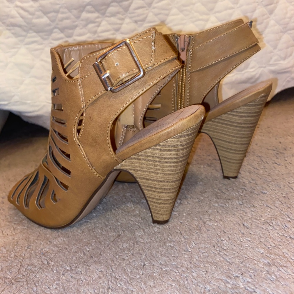 cute tan heels